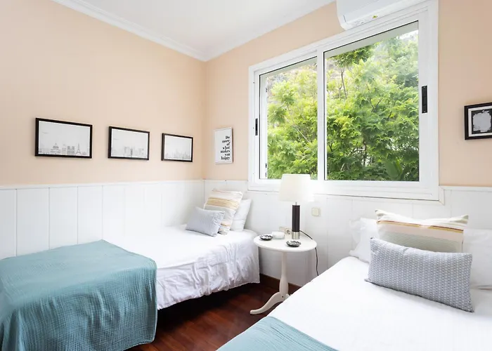 빌라 Home2book Exclusive With Pool, El