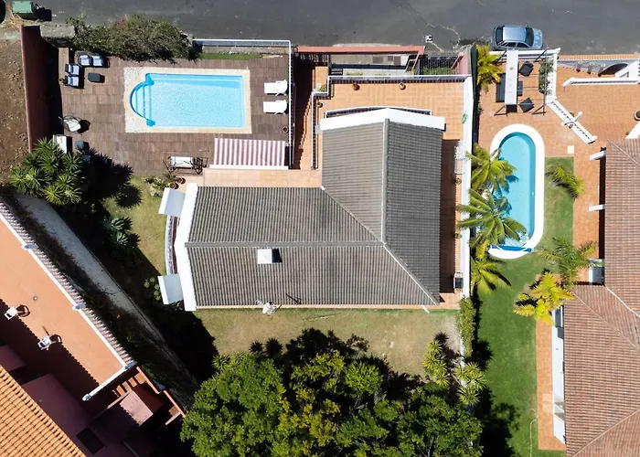 Home2book Exclusive With Pool, El فيلة *