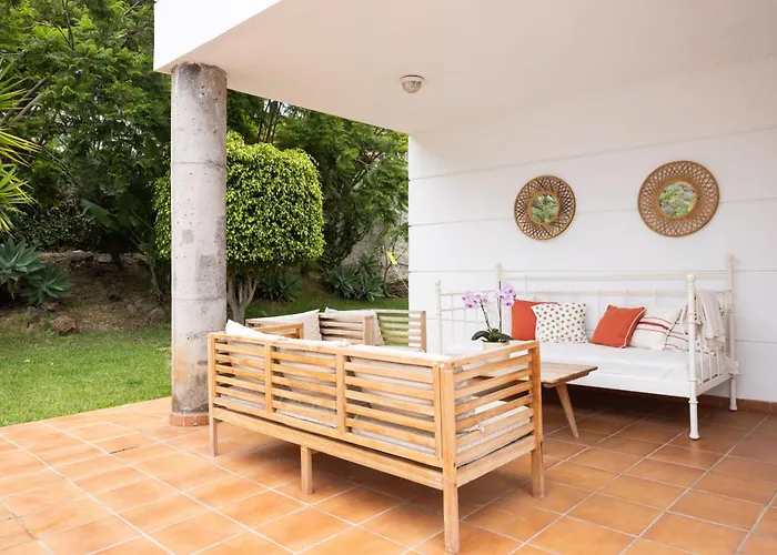 Home2book Exclusive With Pool, El فيلة