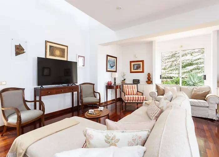 Home2book Exclusive With Pool, El فيلة *