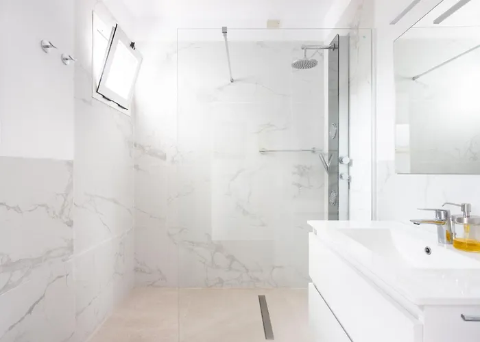 Home2book Exclusive With Pool, El * ساوزال